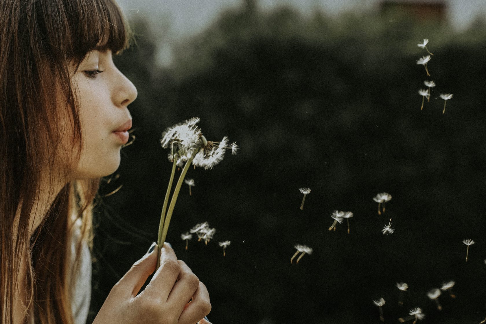 Stress kan je zelf reduceren door goed uit te ademen. Met deze ademhalingsoefeningen voor stress vermindering kan je zelf aan de gang >